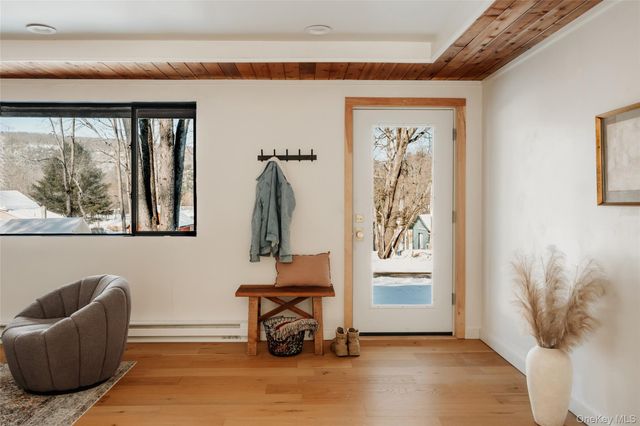 33 4th Street, Narrowsburg, NY 12764