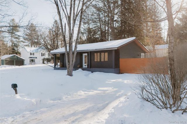 33 4th Street, Narrowsburg, NY 12764