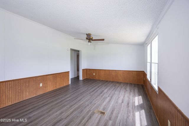 446 Browns Church, Clinton, NC 28328