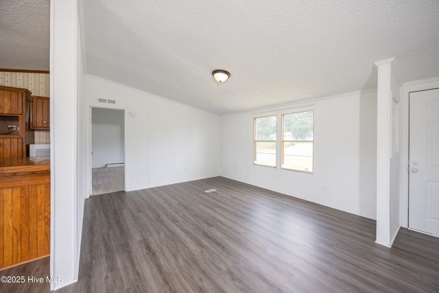 446 Browns Church, Clinton, NC 28328