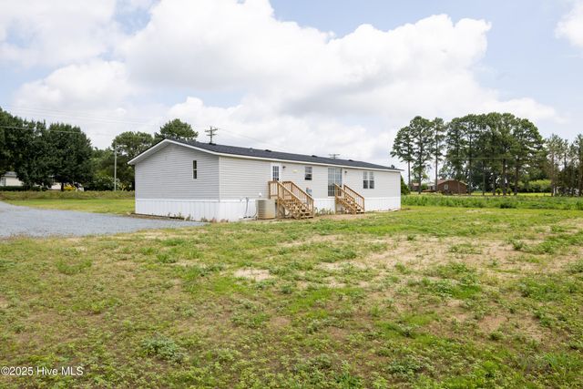 446 Browns Church, Clinton, NC 28328