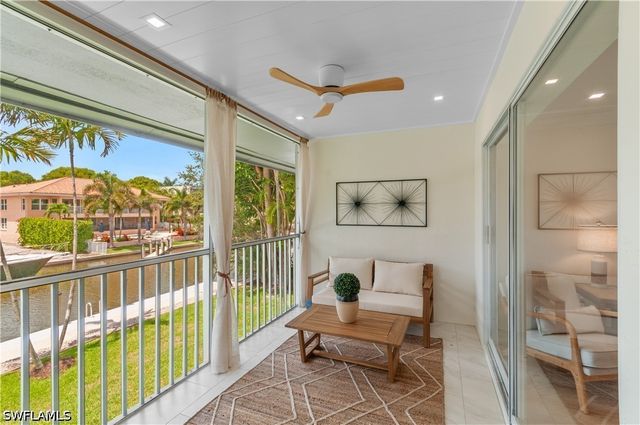 1686 Blue Point AVE B9, Naples, FL 34102
