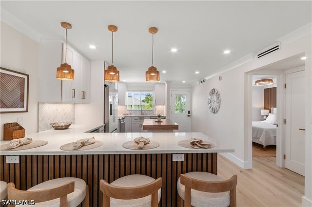 1686 Blue Point AVE B9, Naples, FL 34102