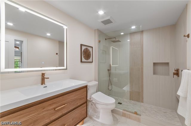 1686 Blue Point AVE B9, Naples, FL 34102