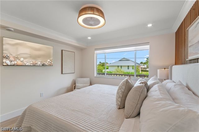 1686 Blue Point AVE B9, Naples, FL 34102