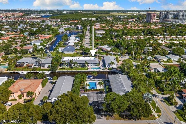 1686 Blue Point AVE B9, Naples, FL 34102