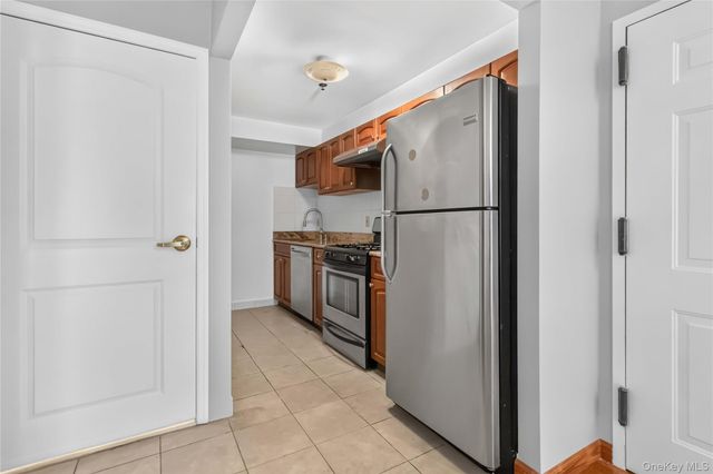 6434 Grand Central Parkway 1E, Forest Hills, NY 11375