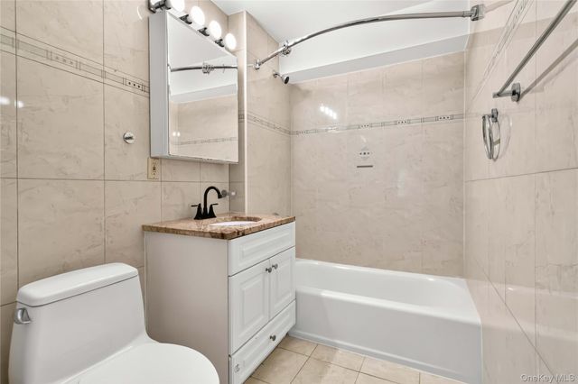 6434 Grand Central Parkway 1E, Forest Hills, NY 11375