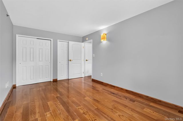 6434 Grand Central Parkway 1E, Forest Hills, NY 11375