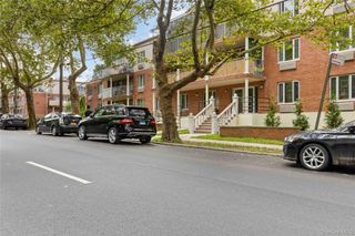 6434 Grand Central Parkway 1E, Forest Hills, NY 11375