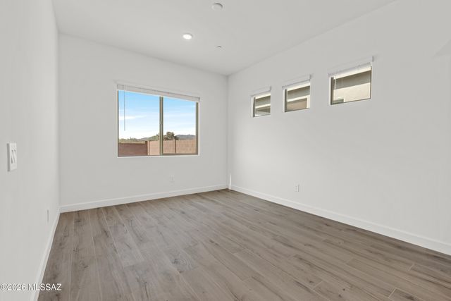 5062 W Tavira Way, Marana, AZ 85742