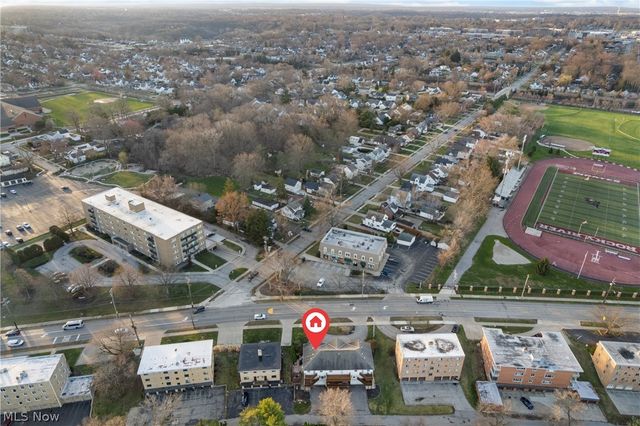 20520 Detroit Road, Rocky River, OH 44116