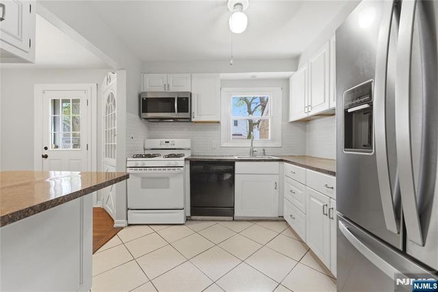 55 Huntting Drive, Dumont, NJ 07628