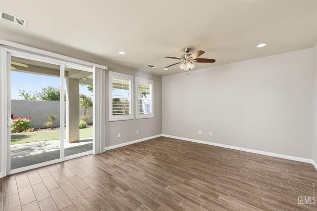 12507 French Park Lane, Bakersfield, CA 93312