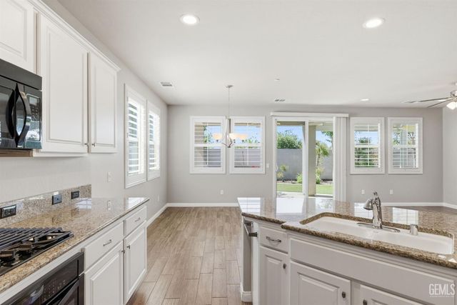 12507 French Park Lane, Bakersfield, CA 93312