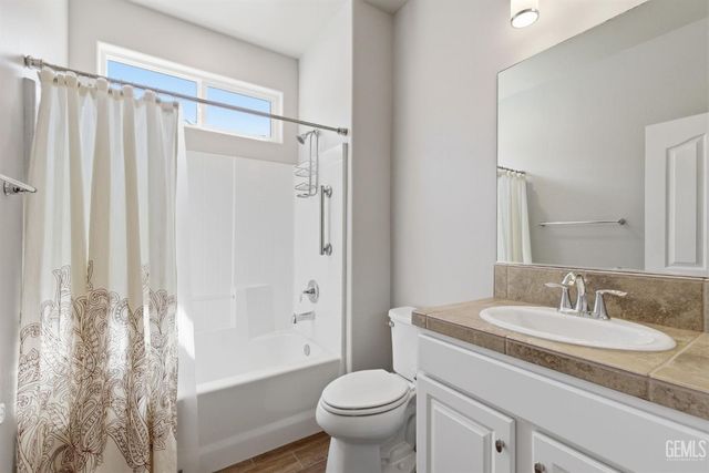 12507 French Park Lane, Bakersfield, CA 93312