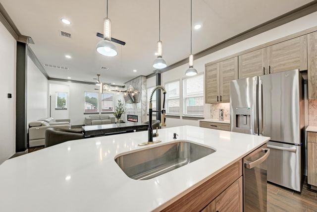 18217 Emu LN, Manor, TX 78653