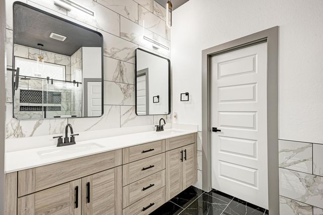 18217 Emu LN, Manor, TX 78653