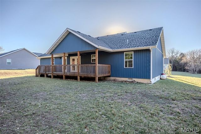 1520 Fairfield Drive, Lebanon, MO 65536