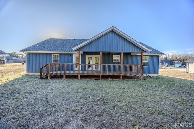 1520 Fairfield Drive, Lebanon, MO 65536