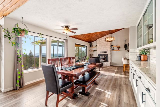 16740 E Foothills Rd, Spokane, WA 99217