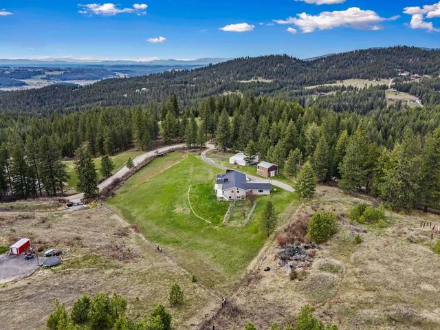 16740 E Foothills Rd, Spokane, WA 99217