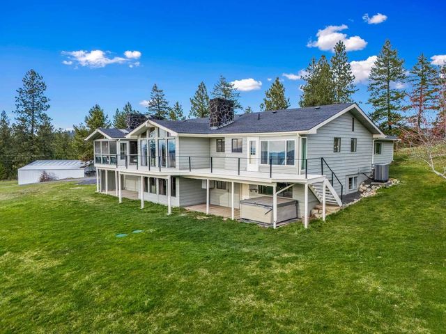 16740 E Foothills Rd, Spokane, WA 99217