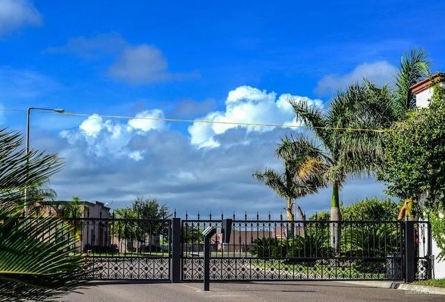 2832 Allen Drive, Edinburg, TX 78539