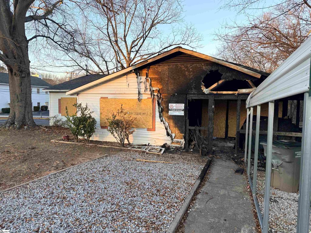 140 Agnew Road, Greenville, SC 29317