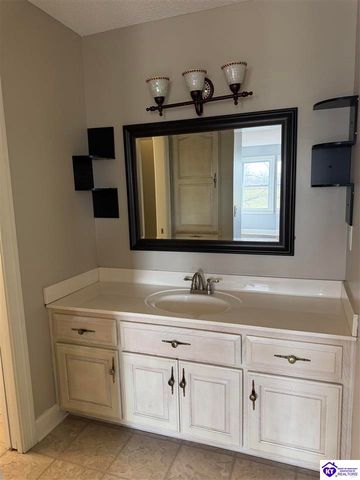 1828 Deckard School Road, Radcliff, KY 40160