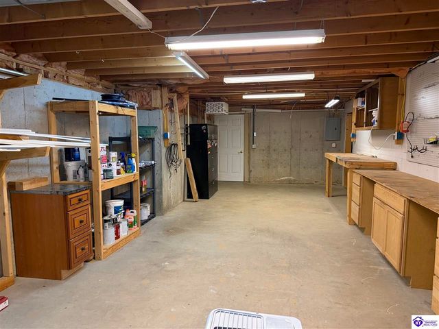 1828 Deckard School Road, Radcliff, KY 40160