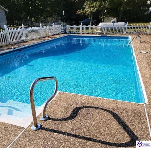 1828 Deckard School Road, Radcliff, KY 40160
