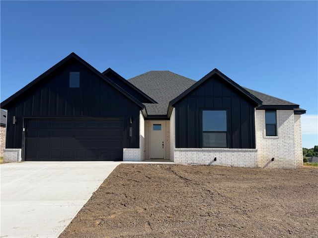 1512 Crystal Clear Lane, Cave Springs, AR 72718