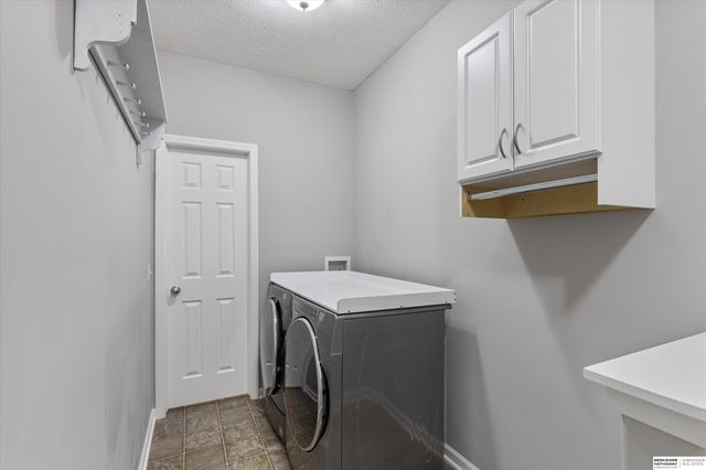 11910 N 161st Avenue, Bennington, NE 68007