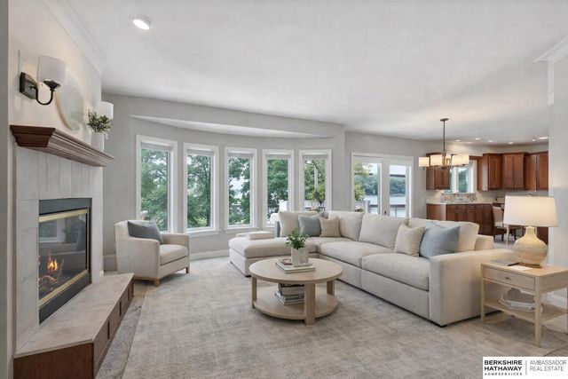 11910 N 161st Avenue, Bennington, NE 68007