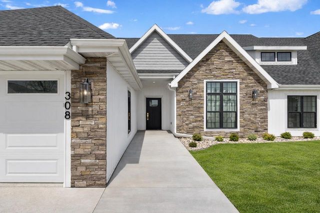 308 Willow Street, Pardeeville, WI 53954
