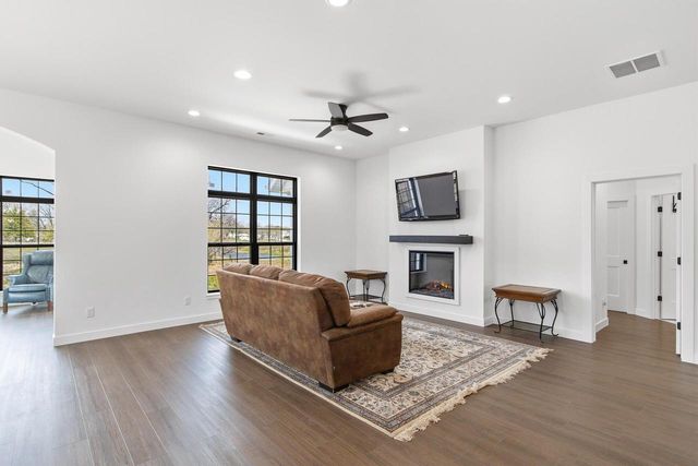 308 Willow Street, Pardeeville, WI 53954