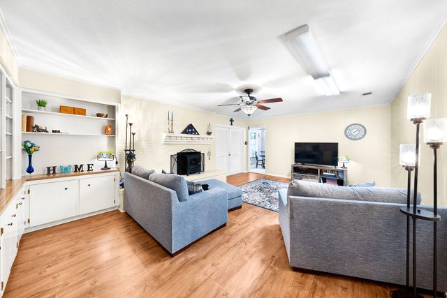 2826 Birchwood Lane, Commerce, TX 75428