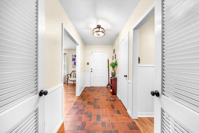 2826 Birchwood Lane, Commerce, TX 75428