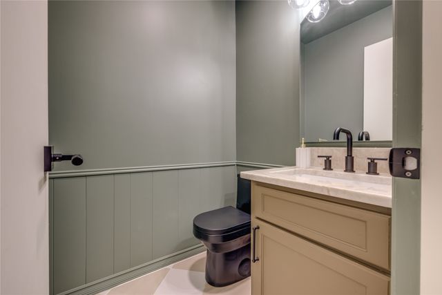 7017 Serrano Drive, Fort Worth, TX 76126