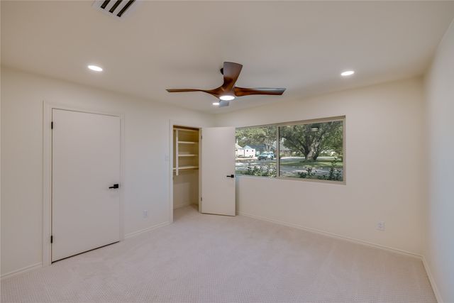 7017 Serrano Drive, Fort Worth, TX 76126