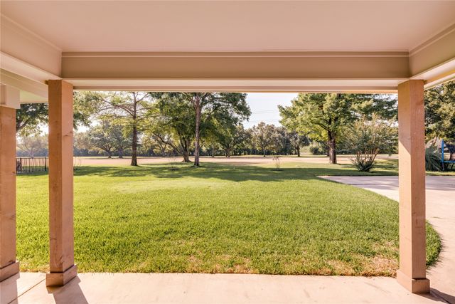 7017 Serrano Drive, Fort Worth, TX 76126