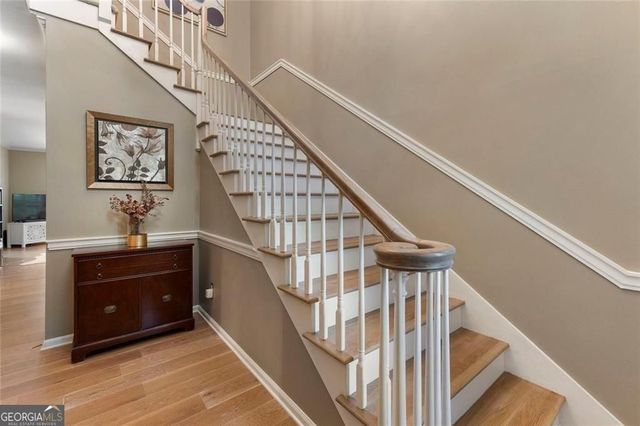 5201 Glenridge Drive, Sandy Springs, GA 30342