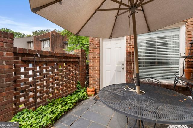 5201 Glenridge Drive, Sandy Springs, GA 30342