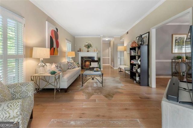 5201 Glenridge Drive, Sandy Springs, GA 30342