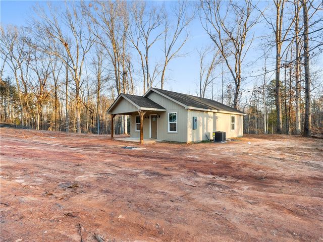 565 whippoorwill Lane, West Union, SC 29696