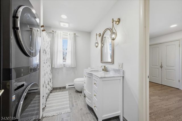 192 Bryans Rd, Washington Twp., NJ 08827