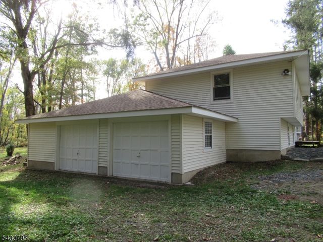 192 Bryans Rd, Washington Twp., NJ 08827