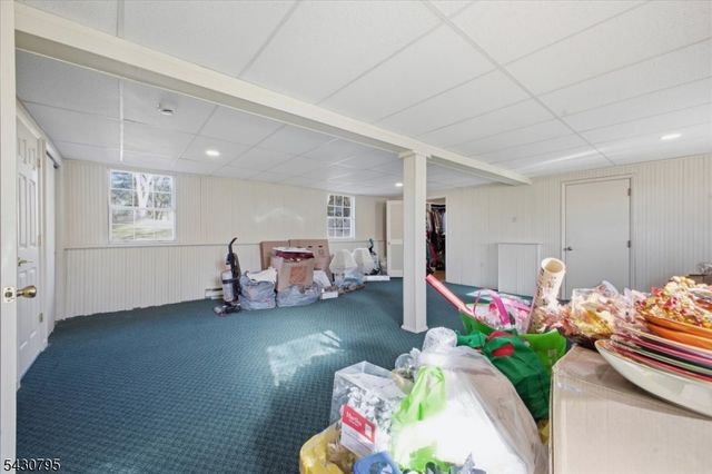 192 Bryans Rd, Washington Twp., NJ 08827