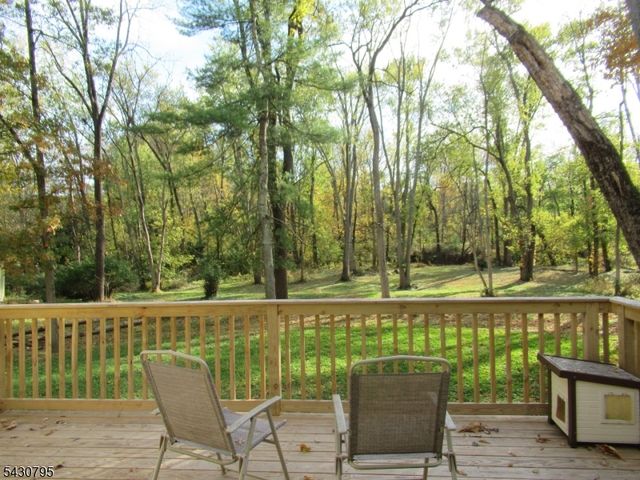 192 Bryans Rd, Washington Twp., NJ 08827